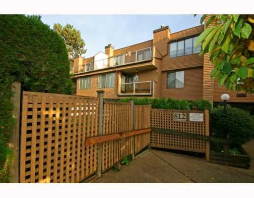 Main Photo: 102 812 MILTON Street in New Westminster: Uptown NW Condo for sale in "HAWTHORN PLACE" : MLS®# V794410