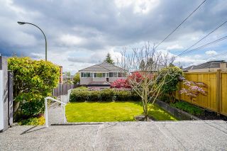 Photo 7: 2393 BONACCORD Drive in Vancouver: Fraserview VE House for sale (Vancouver East)  : MLS®# R2827258
