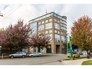Photo 1: 419 288 E 8TH Avenue in Vancouver: Mount Pleasant VE Condo for sale in "Metrovista" (Vancouver East)  : MLS®# R2407649