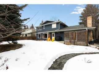 Photo 3: 619 WILDERNESS Drive SE in Calgary: Willow Park House for sale : MLS®# C4101330