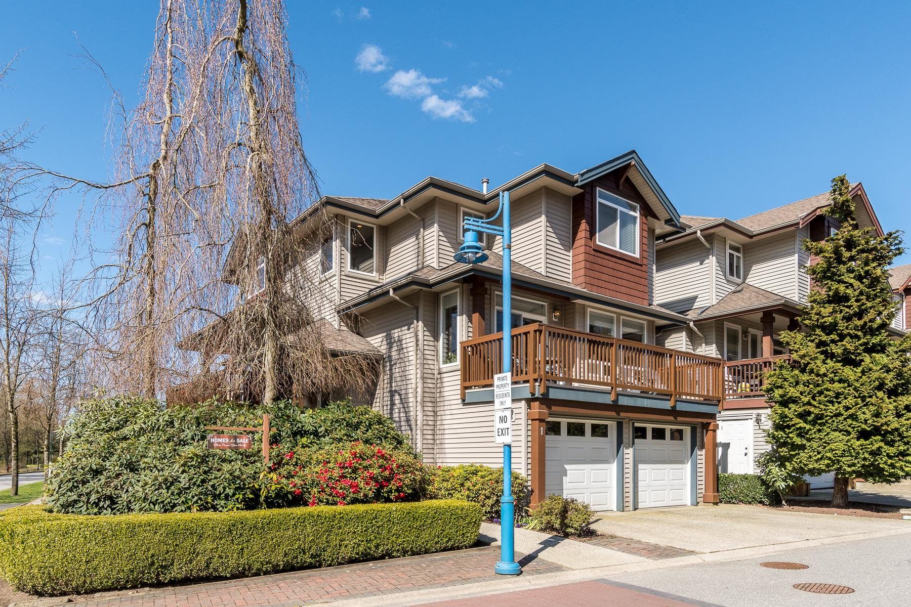 Main Photo: 1 2381 ARGUE Street in Port Coquitlam: Citadel PQ House for sale : MLS®# R2684841