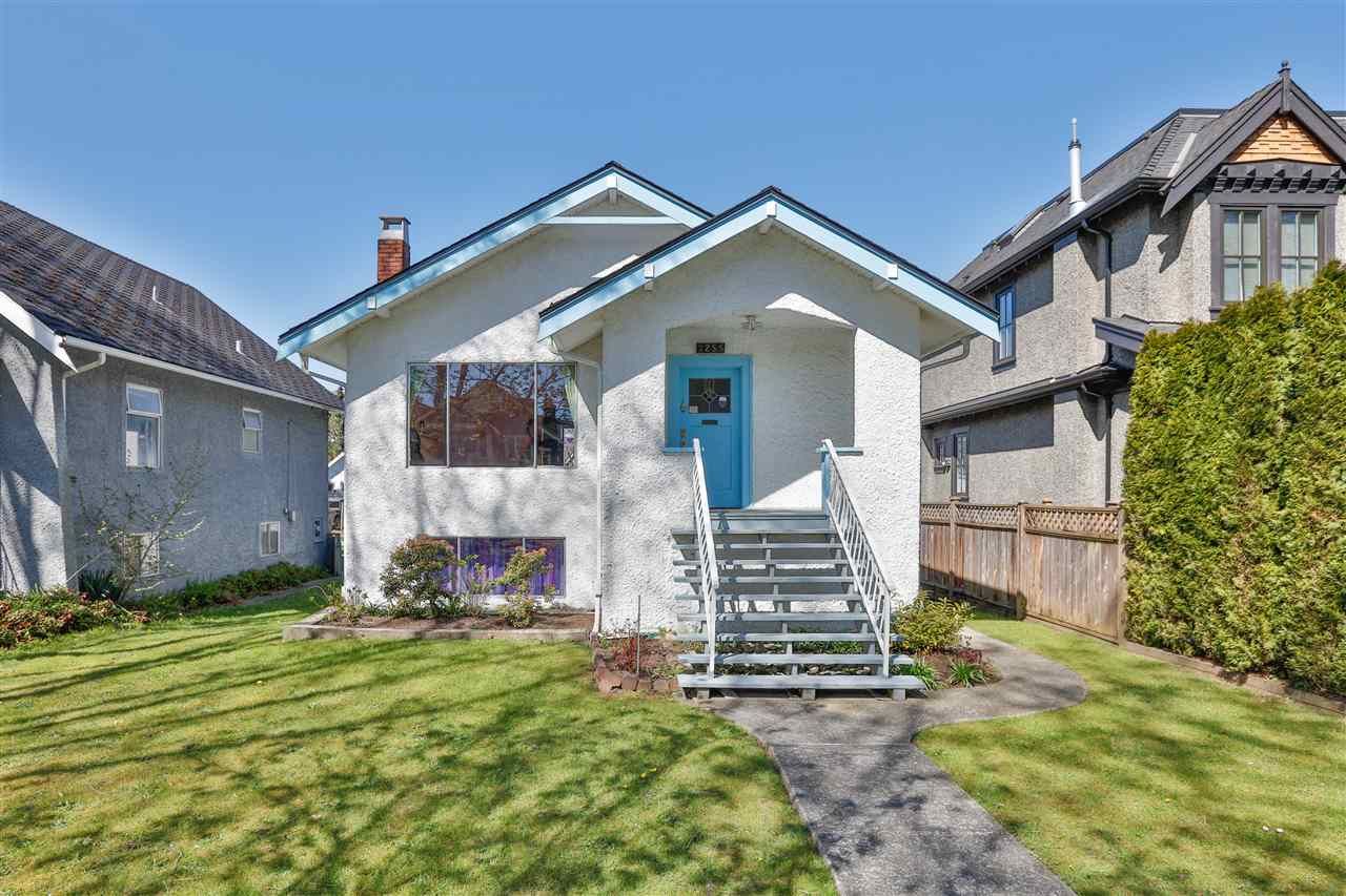 Main Photo: 3255 W 13TH Avenue in Vancouver: Kitsilano House for sale (Vancouver West)  : MLS®# R2567851