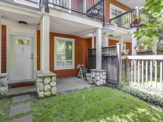 Photo 2: 21 9308 KEEFER Avenue in Richmond: McLennan North Townhouse for sale in "VANDA" : MLS®# R2171927