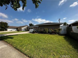 Photo 2: House for sale : 4 bedrooms : 1922 E Workman Avenue in West Covina