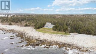 Photo 1: 178 Eagle Point Road in Eagle Head: House for sale : MLS®# 202310022