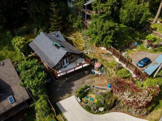 Photo 2: 1166 MILLER Road: Bowen Island House for sale : MLS®# R2702357