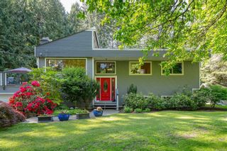 Photo 1: 805 Bradley Dyne Rd in North Saanich: NS Ardmore House for sale : MLS®# 932824