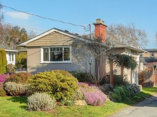 Photo 35: 2547 Heron St in Oak Bay: OB Estevan House for sale : MLS®# 927293