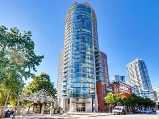 Main Photo: 1708 58 KEEFER Place in Vancouver: Downtown VW Condo for sale in "FIRENZE" (Vancouver West)  : MLS®# R2729083