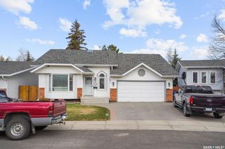 Photo 1: 219 Mulcaster Crescent in Saskatoon: Erindale Residential for sale : MLS®# SK928623