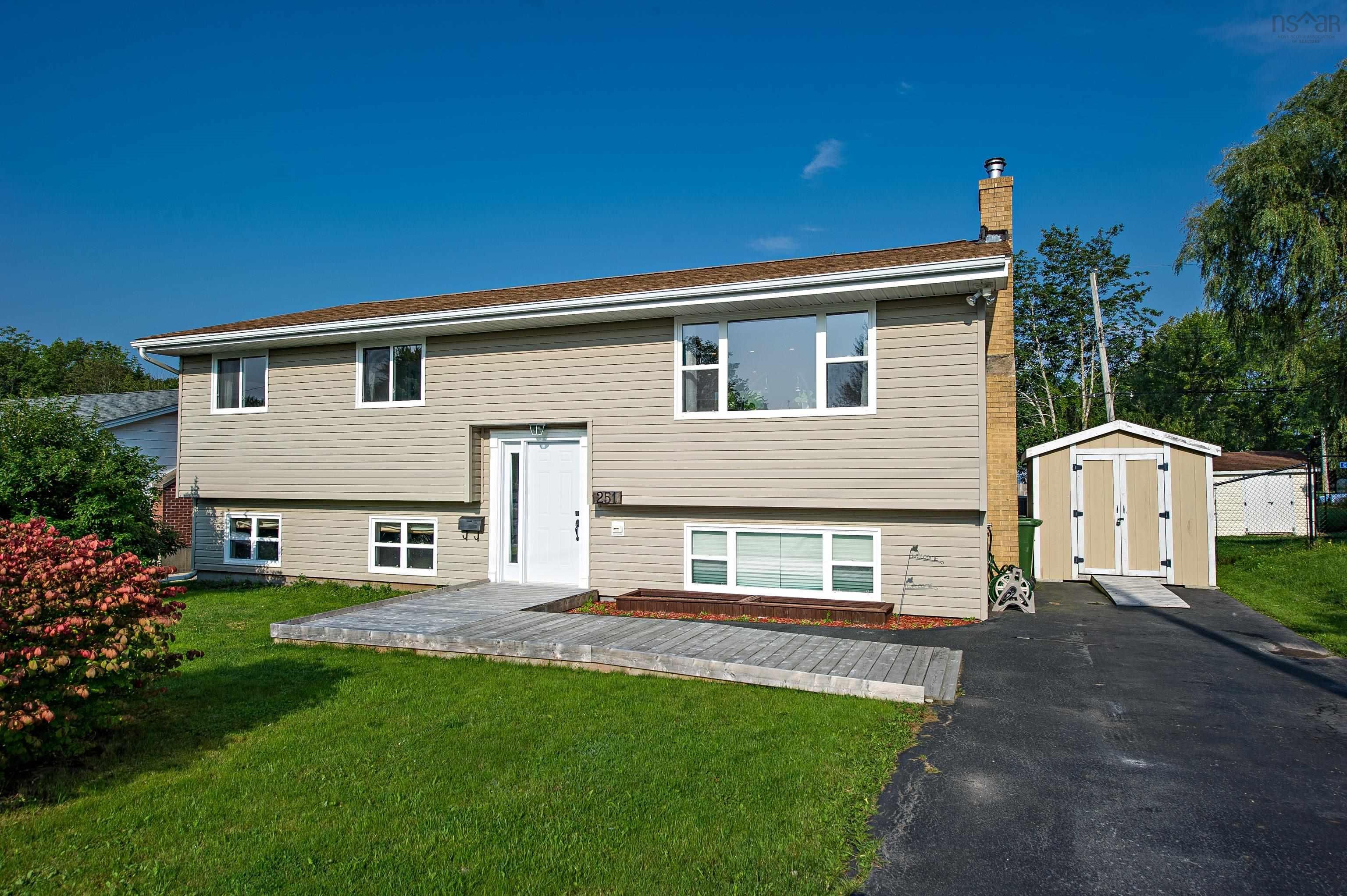 Main Photo: 251 Chandler Drive in Lower Sackville: 25-Sackville Residential for sale (Halifax-Dartmouth)  : MLS®# 202402393