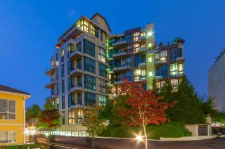 Photo 1: 308 7 RIALTO Court in New Westminster: Quay Condo for sale in "Murano Lofts" : MLS®# R2266078