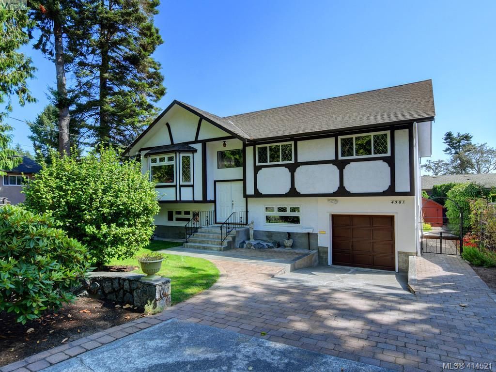 Main Photo: 4381 Shelbourne St in VICTORIA: SE Mt Doug House for sale (Saanich East)  : MLS®# 822185