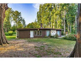 Photo 4: 13897 56A Avenue in Surrey: Panorama Ridge House for sale : MLS®# R2718173