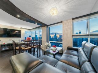 Photo 10: 3502 1009 EXPO Boulevard in Vancouver: Yaletown Condo for sale in "LANDMARK 33" (Vancouver West)  : MLS®# R2815261
