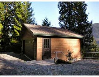 Photo 7: 321 SASAMAT Lane in North Vancouver: Woodlands-Sunshine-Cascade Home for sale ()  : MLS®# V759715