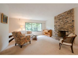 Photo 2: 1077 MOUNTAIN Highway in North Vancouver: Westlynn House for sale : MLS®# V1053444