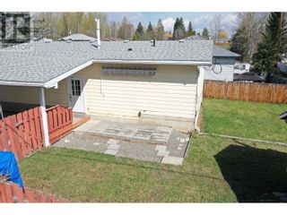 Photo 39: 400 PIERCE CRESCENT in Quesnel: House for sale : MLS®# R2878077