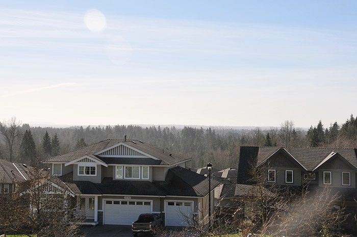Photo 16: Photos: 2 13210 SHOESMITH Crescent in Maple Ridge: Silver Valley House for sale in "ROCK POINT" : MLS®# R2037503