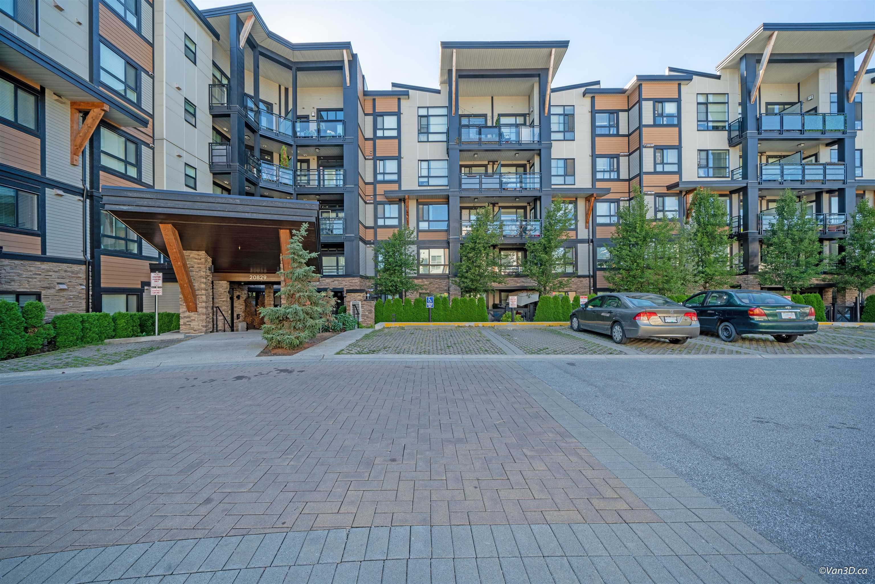 Main Photo: 305 20829 77A Avenue in Langley: Willoughby Heights Condo for sale in "The Wex" : MLS®# R2808712