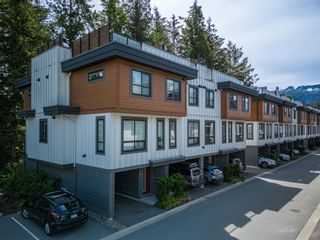 Main Photo: 68 39769 GOVERNMENT Road in Squamish: Northyards Townhouse for sale in "Breeze" : MLS®# R2733320