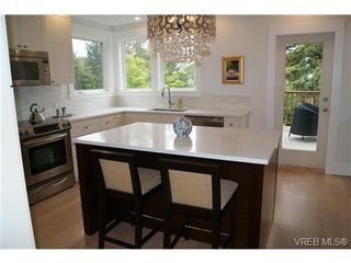 Photo 11: 1000 Craigdarroch Rd in VICTORIA: Vi Rockland House for sale (Victoria)  : MLS®# 698609