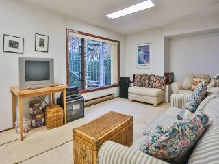 Photo 9: 2540 WALLACE Crescent in Vancouver: Point Grey House for sale in "POINT GREY" (Vancouver West)  : MLS®# R2127044