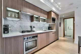 Photo 9: 827 68 SMITHE Street in Vancouver: Downtown VW Condo for sale in "ONE PACIFIC" (Vancouver West)  : MLS®# R2626404