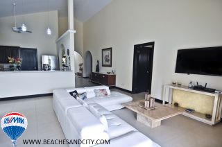 Photo 3: Modern Home near Coronado, Panama for Sale