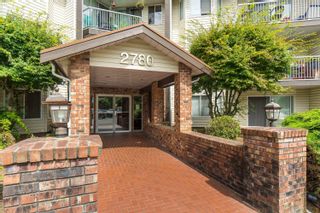 Photo 3: 207 2780 WARE Street in Abbotsford: Central Abbotsford Condo for sale in "Chelsea House" : MLS®# R2733188