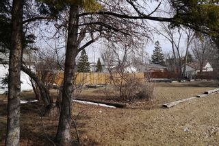 Photo 3: 1030 Waterford Avenue in Winnipeg: West Fort Garry Single Family Detached for sale (South Winnipeg)  : MLS®# 1507821