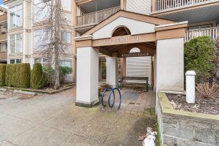 Photo 3: 310 19131 FORD Road in Pitt Meadows: Central Meadows Condo for sale in "WOODFORD MANOR" : MLS®# R2748678
