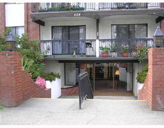 Photo 1: 107 625 HAMILTON Street in New_Westminster: Uptown NW Condo for sale in "CASA DEL SOL" (New Westminster)  : MLS®# V738228