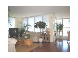 Photo 3: 2601 9603 MANCHESTER Drive in Burnaby: Cariboo Condo for sale in "STRATHMORE TOWER" (Burnaby North)  : MLS®# V869019