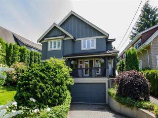 Photo 3: 2486 W 5TH Avenue in Vancouver: Kitsilano 1/2 Duplex for sale in "Kitsilano" (Vancouver West)  : MLS®# R2733846