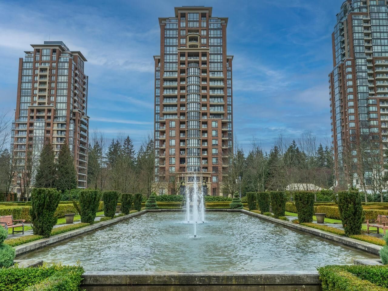 Main Photo: 1902 6833 STATION HILL Drive in Burnaby: South Slope Condo for sale in "Villa Jardin" (Burnaby South)  : MLS®# R2834634