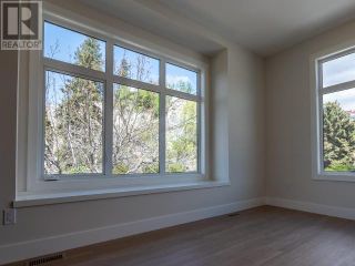 Photo 14: 383 TOWNLEY STREET in Penticton: House for sale : MLS®# 183468