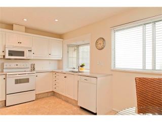 Photo 4: 28 SHAWCLIFFE Circle SW in Calgary: Shawnessy House for sale : MLS®# C4055975