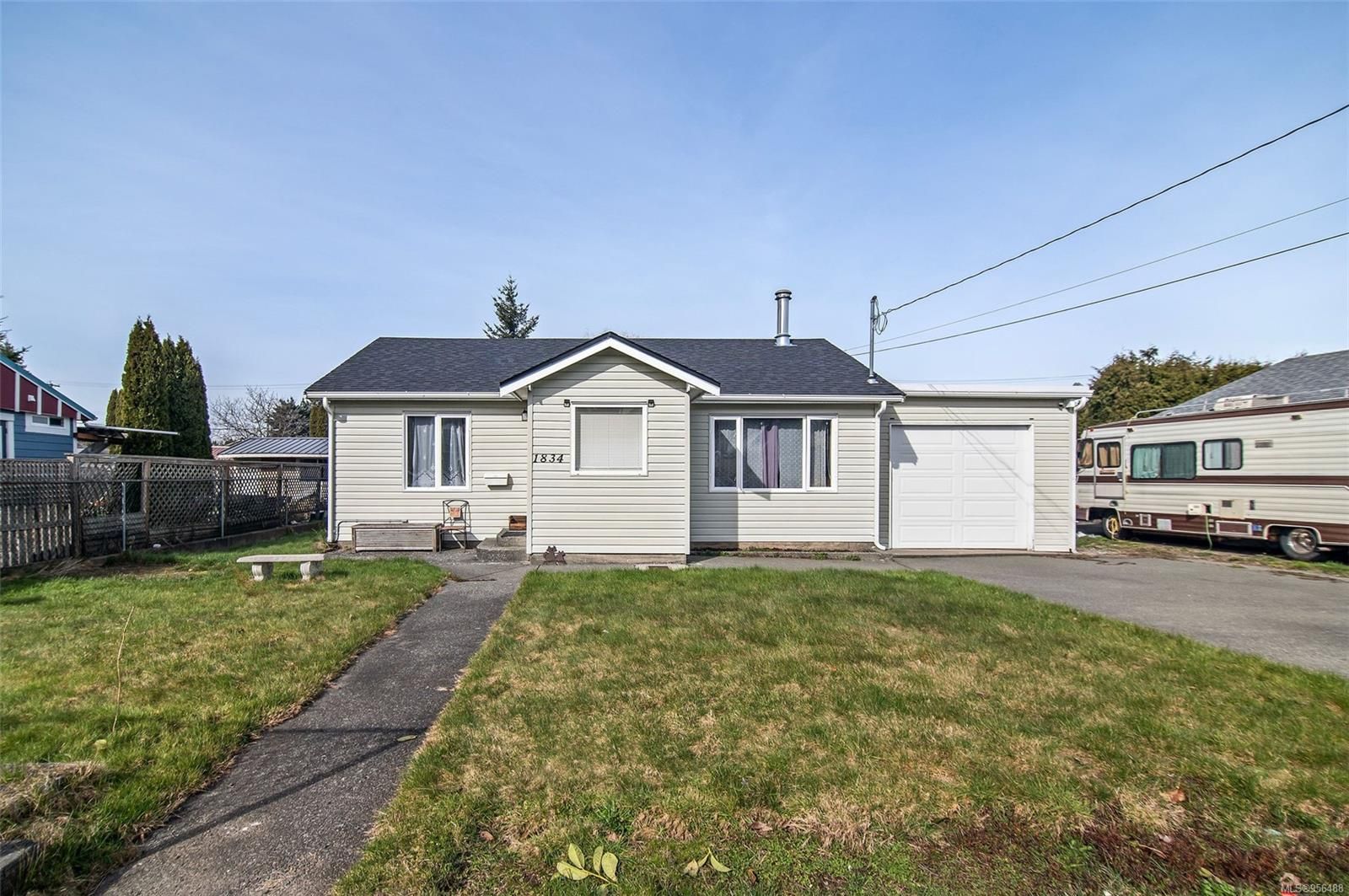 1834  15th Ave, Campbell River