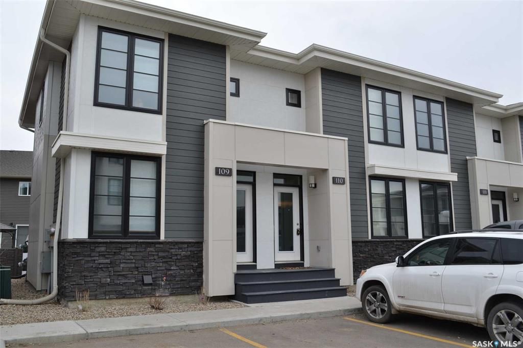 Main Photo: 110 3229 Elgaard Drive in Regina: Hawkstone Residential for sale : MLS®# SK878276