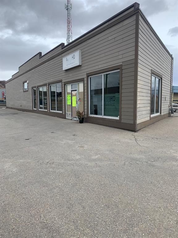 Main Photo: 252 RIVER Avenue: Cochrane Mixed Use for lease : MLS®# A1185577