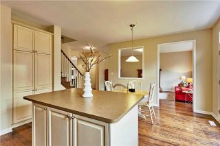 Photo 7: 37 Weldon Woods Court in Stouffville: Freehold for sale : MLS®# N3664570