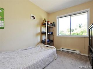 Photo 9: 2595 Wilcox Terr in VICTORIA: CS Tanner House for sale (Central Saanich)  : MLS®# 742349