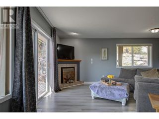 Photo 14: 5812 Richfield Place Westmount: Okanagan Shuswap Real Estate Listing: MLS®# 10309308