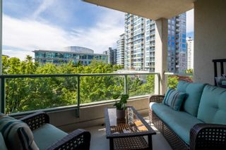 Photo 13: 403 140 E 14TH Street in North Vancouver: Central Lonsdale Condo for sale in "Springhill Place" : MLS®# R2701816