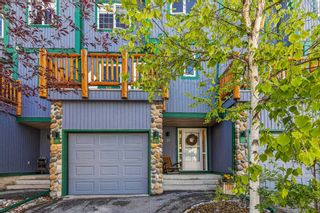 Photo 2: 27 1022 Rundleview Drive: Canmore Row/Townhouse for sale : MLS®# A2078438