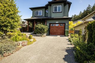 Photo 1: 950 Thrush Pl in Langford: La Happy Valley House for sale : MLS®# 845123