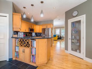 Photo 11: 1526 19 Avenue NW in Calgary: Capitol Hill Detached for sale : MLS®# A1031732