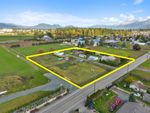 Main Photo: 44233 KEITH WILSON Road in Chilliwack: Sardis South House for sale (Sardis)  : MLS®# R2880222