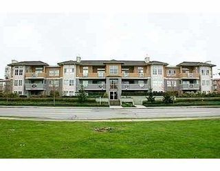 Photo 1: 208 6676 NELSON Avenue in Burnaby: Metrotown Condo for sale in "NELSON ON THE PARK" (Burnaby South)  : MLS®# V796012